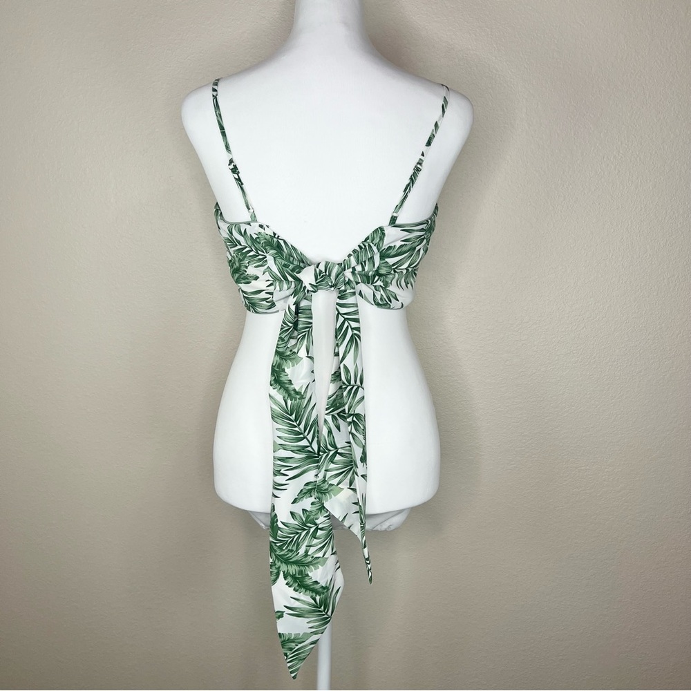 Lulus Next Vacay Tropical Floral Green Leaf Print Tie-Back Sleeveless Crop Top - Picture 7 of 12